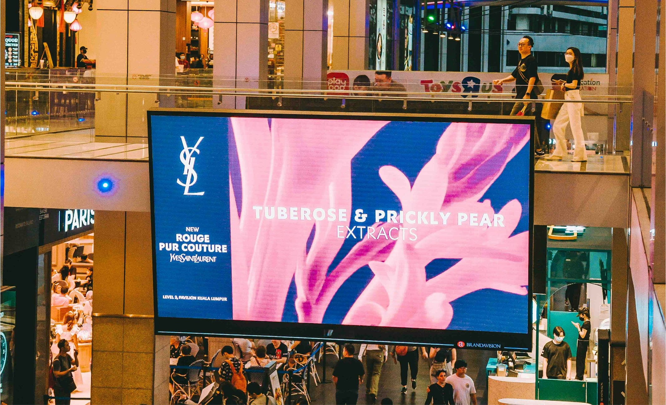 Mall advertising example